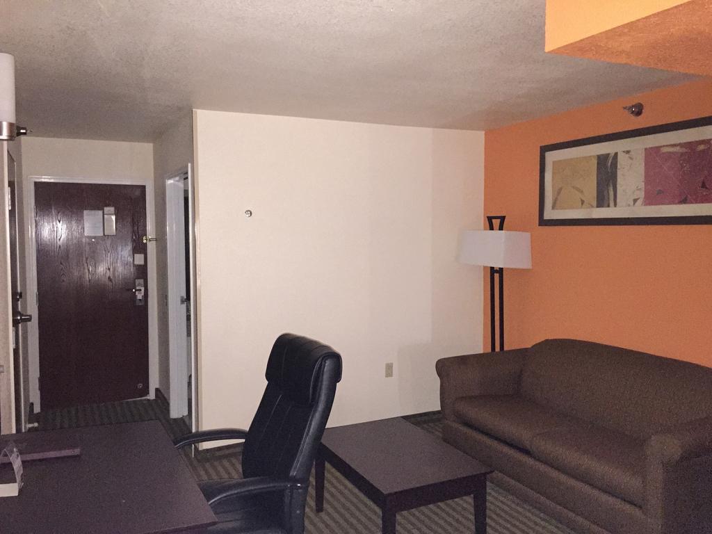 Econo Lodge Inn&Suites Natchitoches Esterno foto