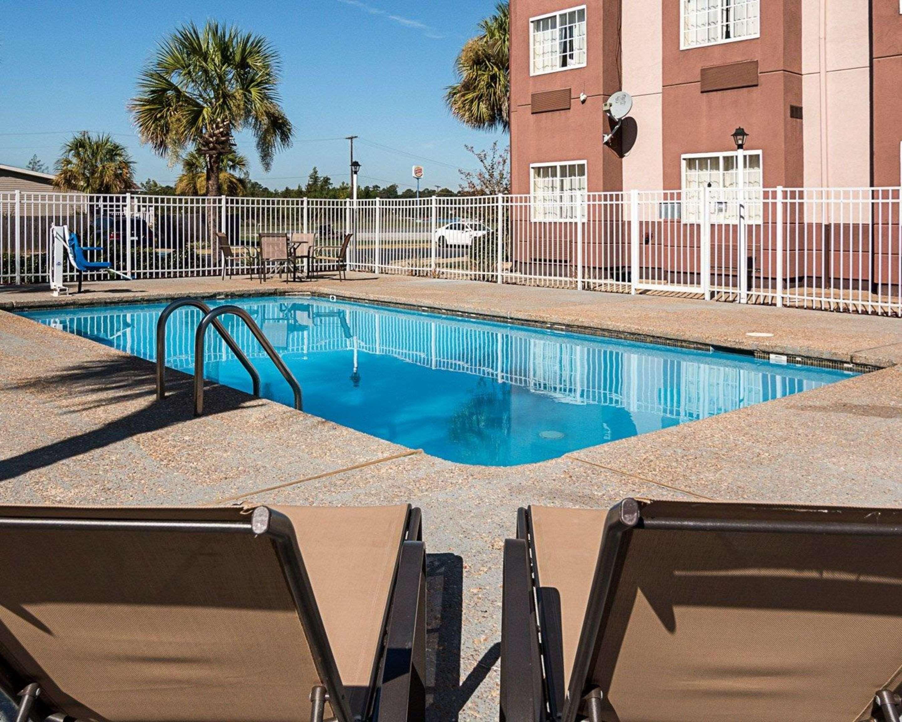 Econo Lodge Inn&Suites Natchitoches Esterno foto